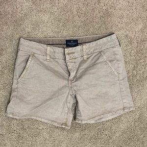 Like new AE khaki shorts